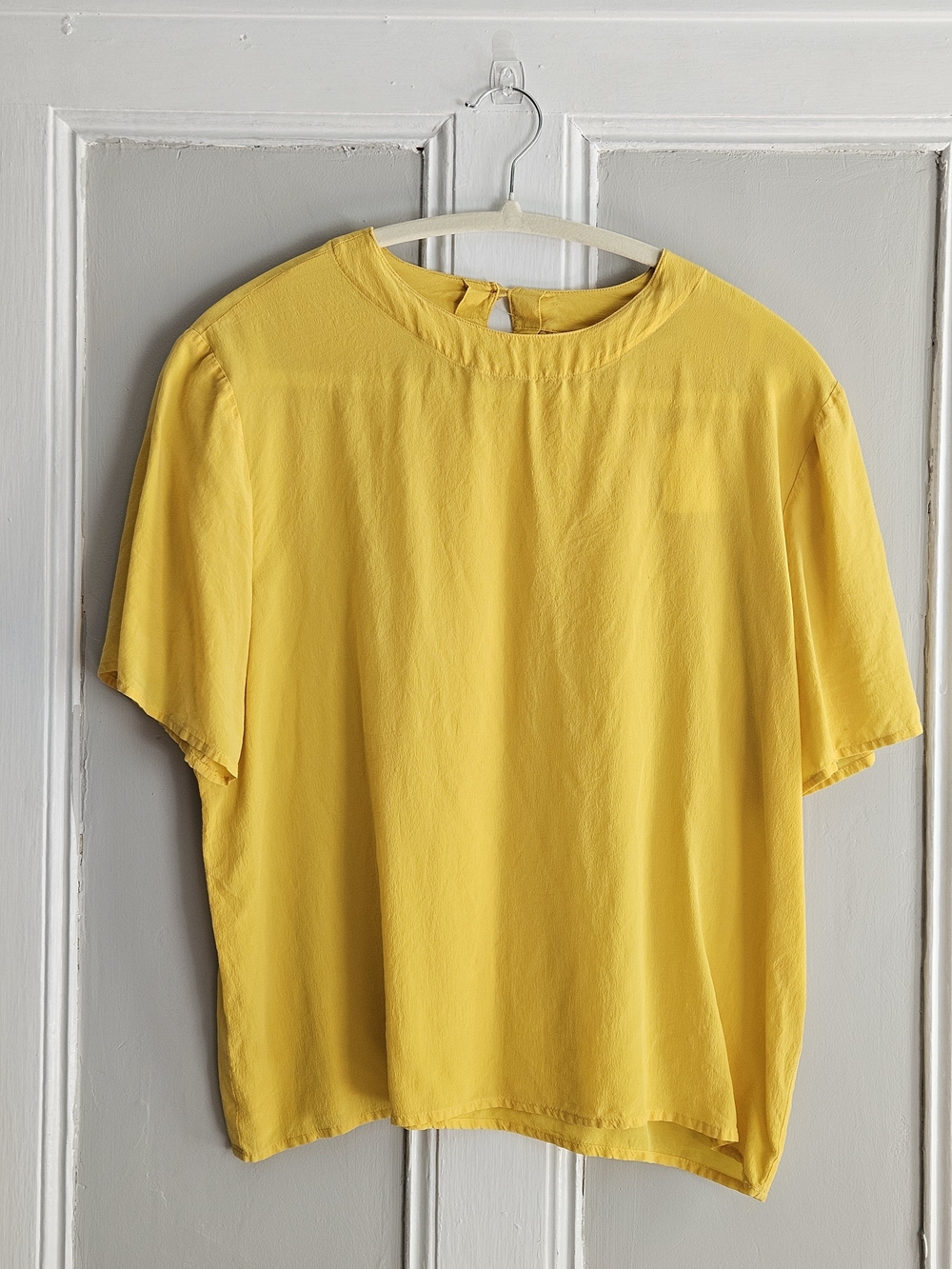 Anna And Frank Sunny Yellow Short Sleeve Blouse 100%SILK sz M